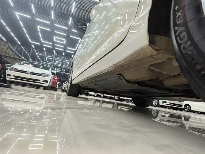 Фото 22 - Volkswagen Lavida