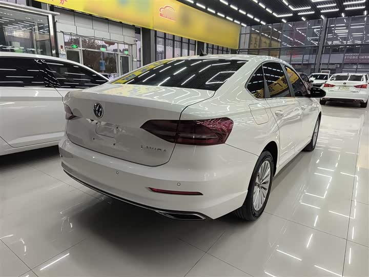 Фото 7 - Volkswagen Lavida