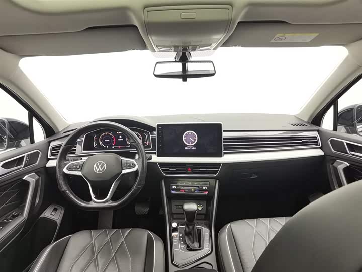 Фото 5 - Volkswagen Tiguan L Pro