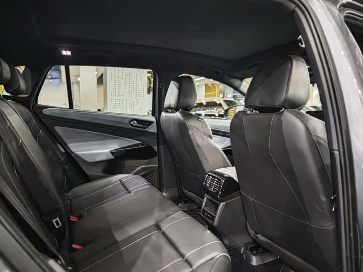 Фото 11 - Volkswagen ID.4 X