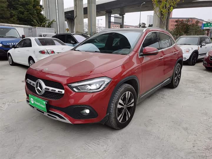 Фото 2 - Mercedes-Benz GLA-Class