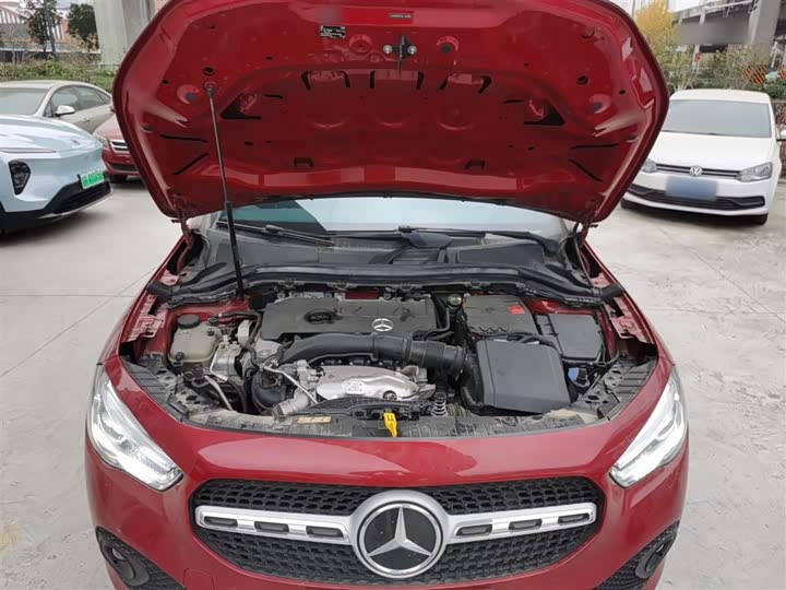 Фото 20 - Mercedes-Benz GLA-Class