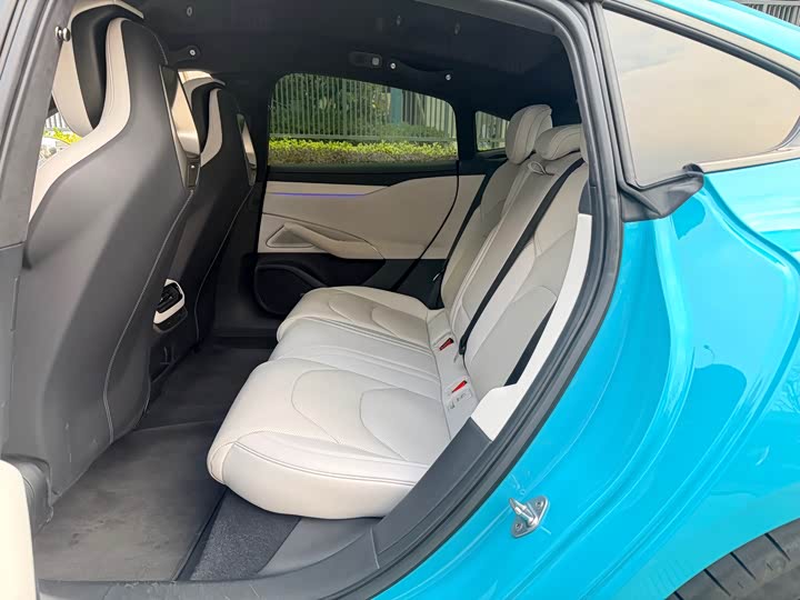 Фото 3 - Xiaomi SU7