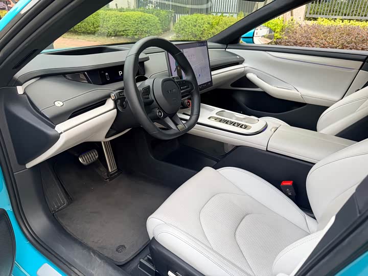 Фото 5 - Xiaomi SU7