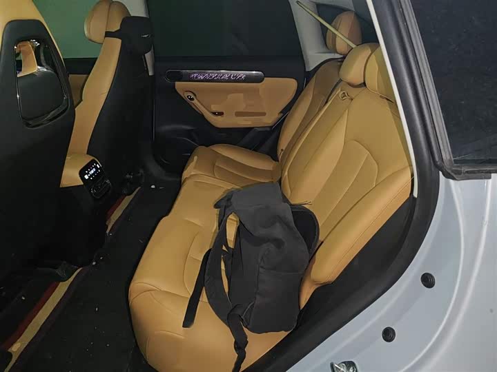 Фото 15 - Leapmotor C11