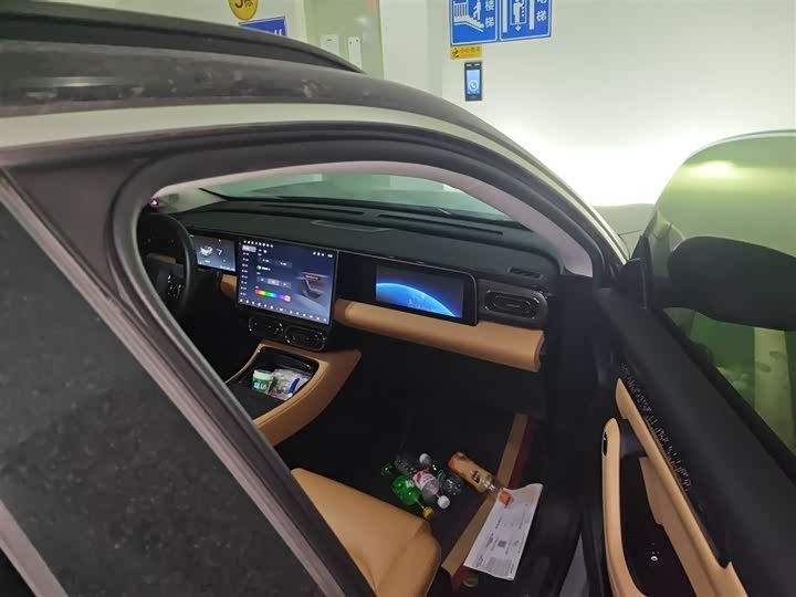 Фото 20 - Leapmotor C11