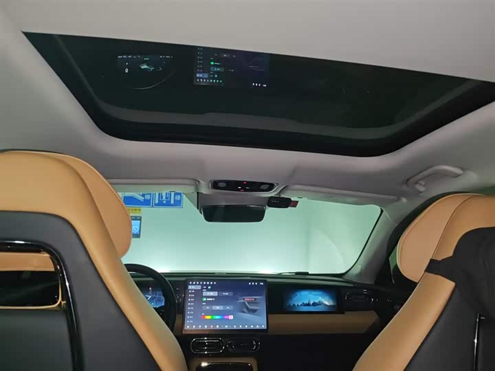 Фото 9 - Leapmotor C11