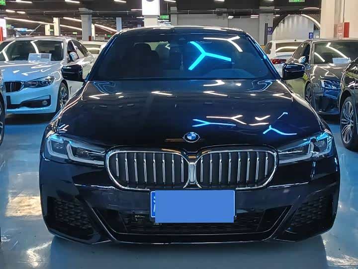 Фото 2 - BMW 5 Series