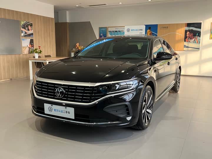 Фото 1 - Volkswagen Passat