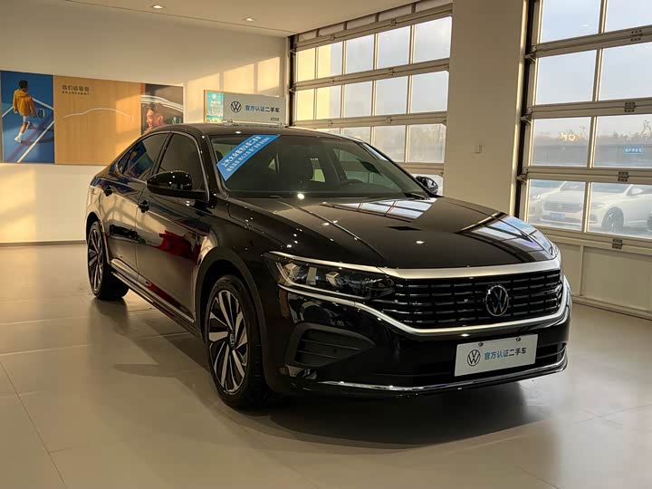 Фото 3 - Volkswagen Passat