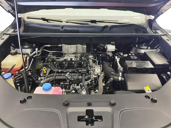 Фото 10 - Changan CS75 Plus