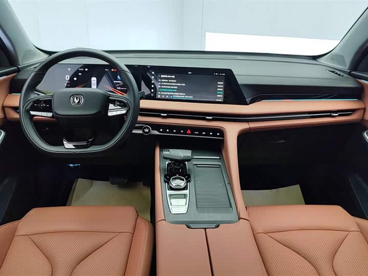 Фото 12 - Changan CS75 Plus