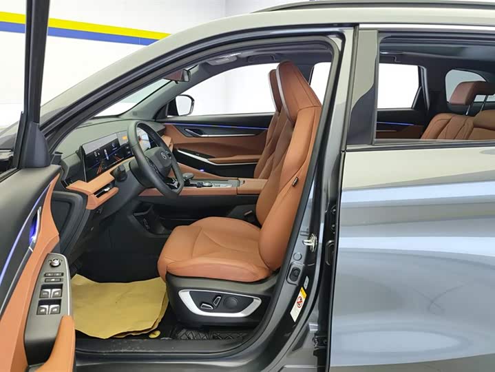 Фото 9 - Changan CS75 Plus