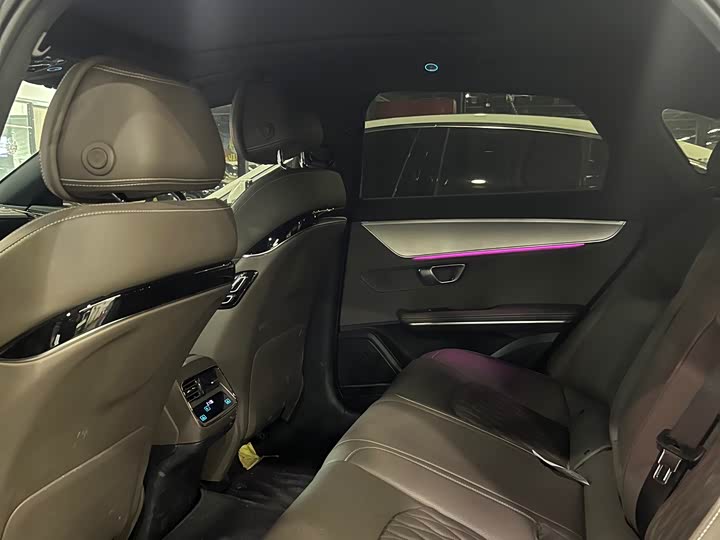 Фото 5 - BYD Han