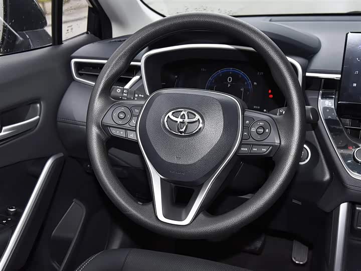 Фото 24 - Toyota Frontlander