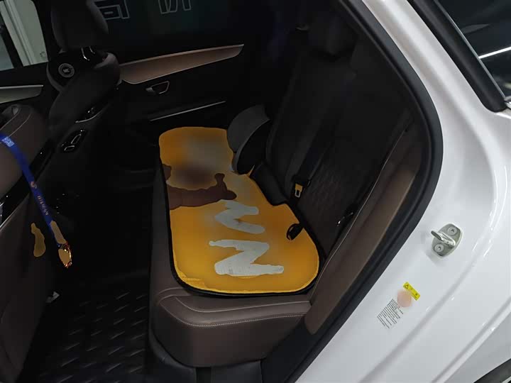 Фото 17 - BYD Han