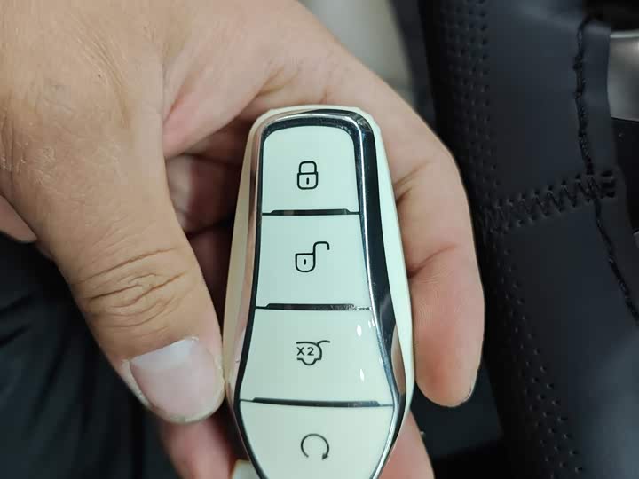 Фото 9 - BYD Han