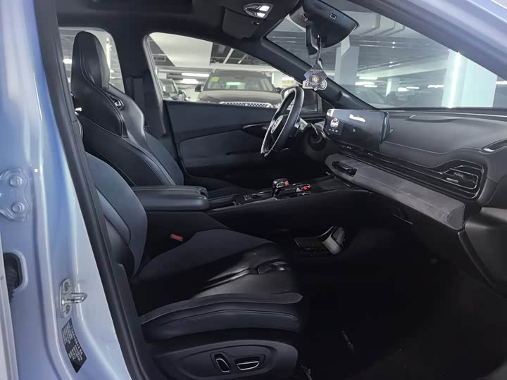 Фото 8 - GAC Trumpchi Empow R