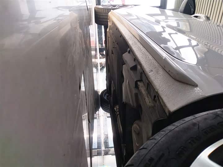 Фото 22 - Audi A4L