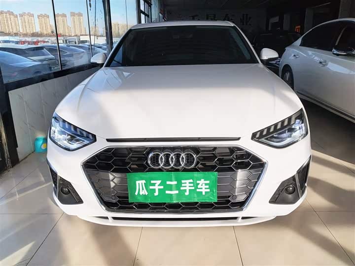 Фото 3 - Audi A4L