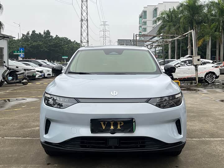 Фото 2 - Leapmotor C11