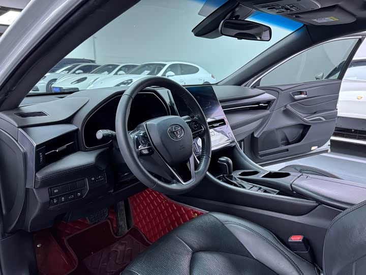 Фото 5 - Toyota Avalon