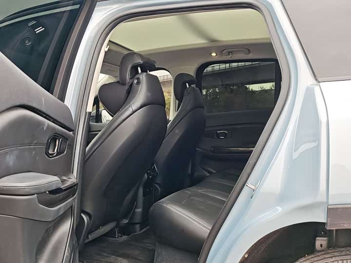 Фото 15 - Nio ES6