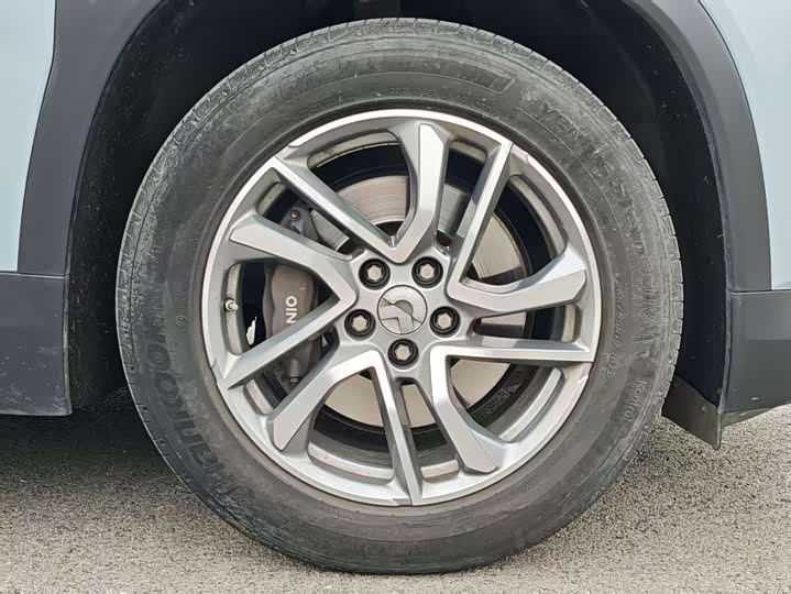 Фото 17 - Nio ES6