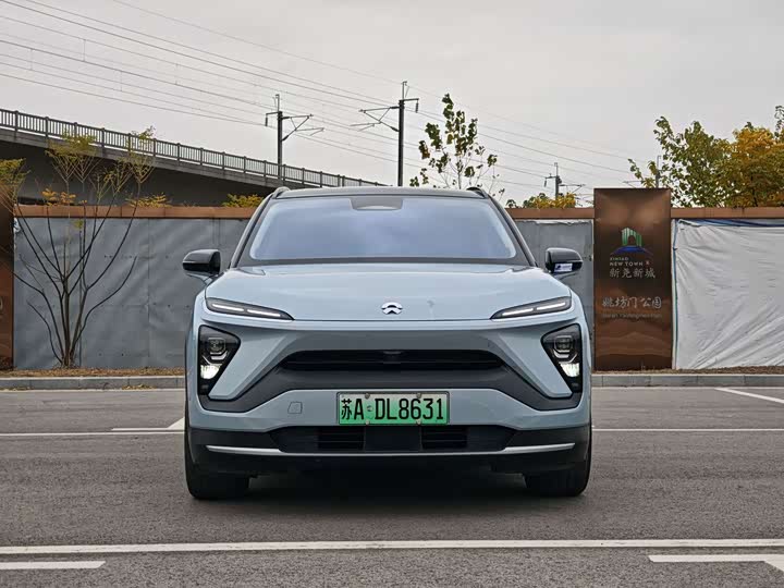 Фото 2 - Nio ES6