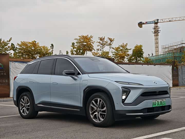 Фото 3 - Nio ES6