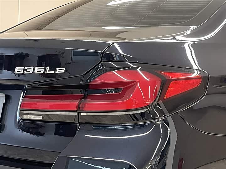 Фото 10 - BMW 5 Series Hybrid