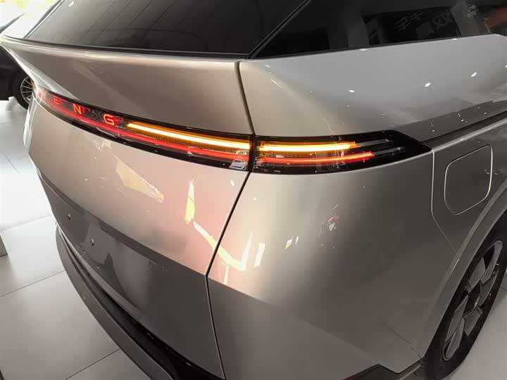 Фото 8 - XPeng X9