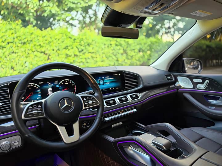 Фото 12 - Mercedes-Benz GLE-Class