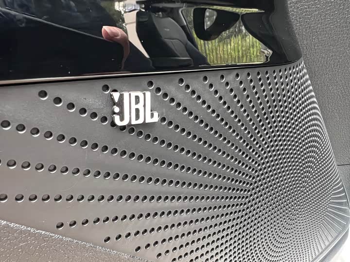 Фото 20 - Kia K5