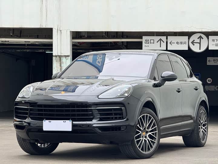 Фото 1 - Porsche Cayenne