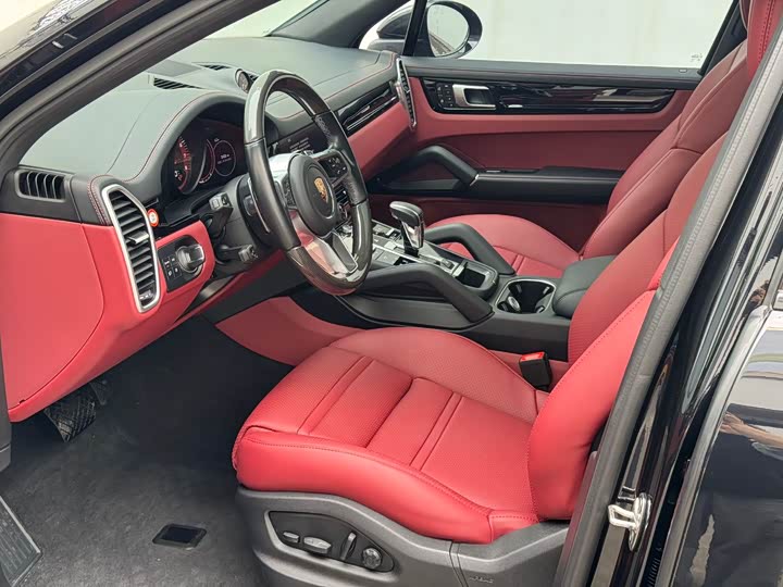 Фото 3 - Porsche Cayenne