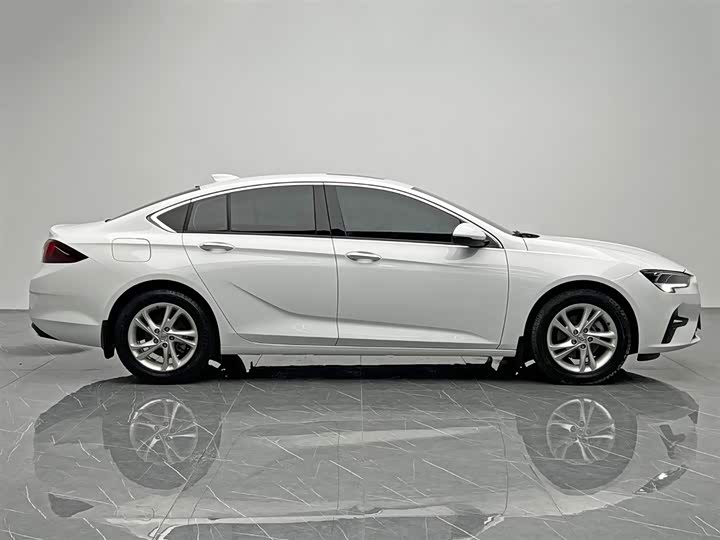 Фото 7 - Buick Regal