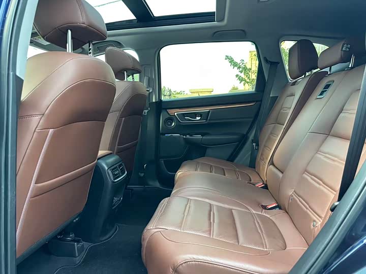 Фото 6 - Honda CR-V