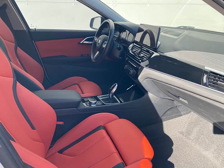 Фото 17 - BMW 1 Series