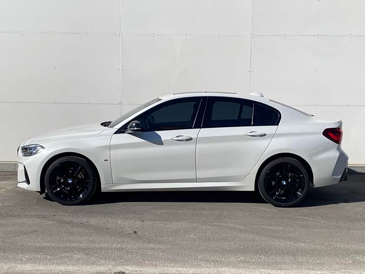 Фото 6 - BMW 1 Series