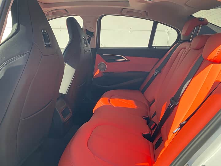 Фото 9 - BMW 1 Series