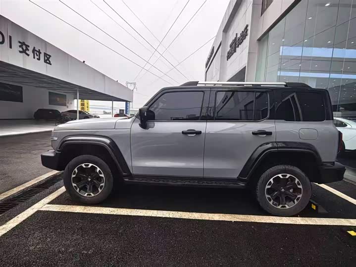 Фото 7 - Tank 300 Hybrid