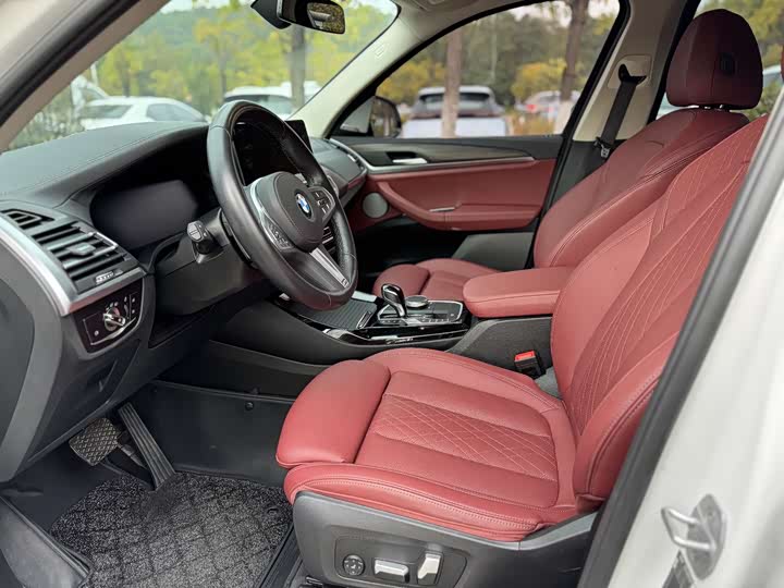 Фото 13 - BMW X3