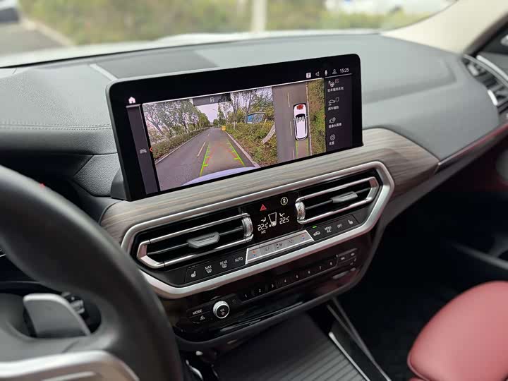 Фото 17 - BMW X3