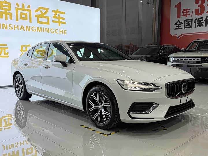 Фото 4 - Volvo S60