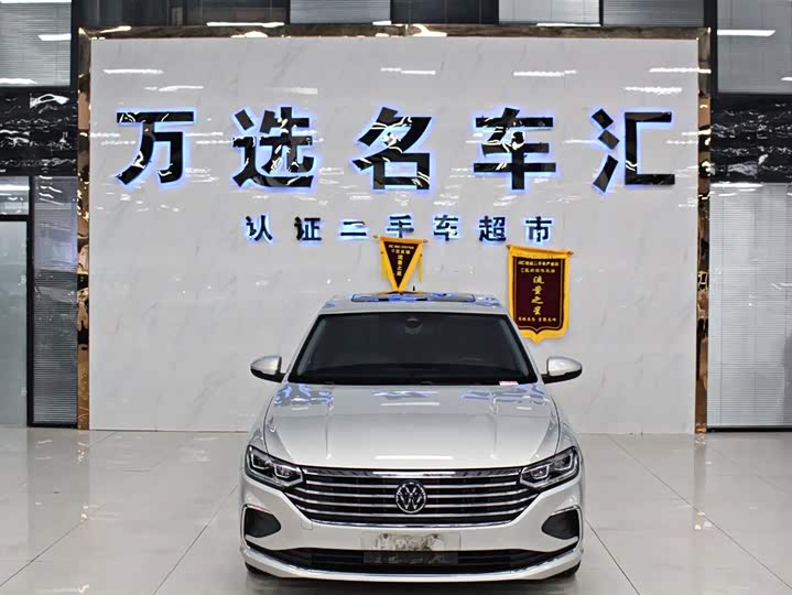 Фото 3 - Volkswagen Lavida