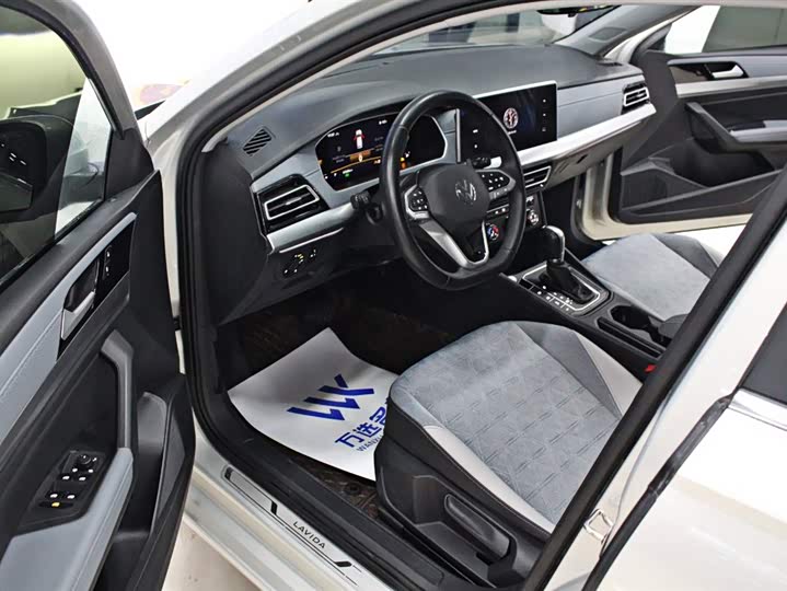 Фото 4 - Volkswagen Lavida