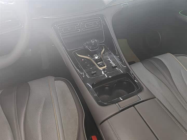 Фото 14 - BYD Frigate 07