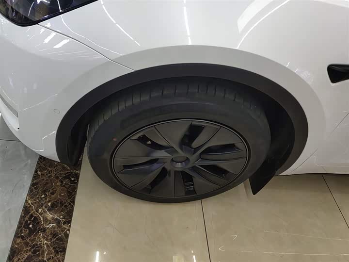 Фото 23 - Tesla Model Y