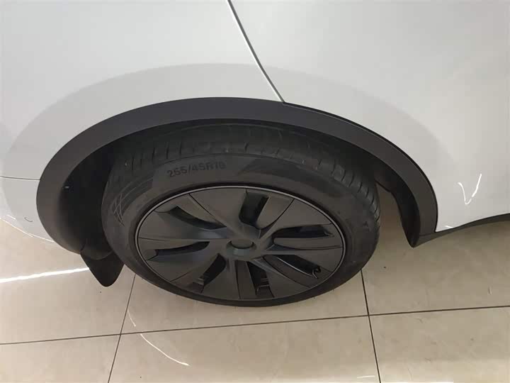 Фото 26 - Tesla Model Y